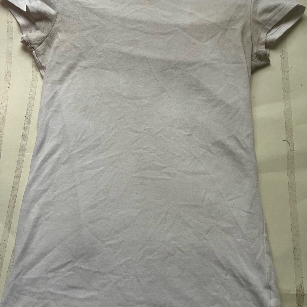 White t-shirt